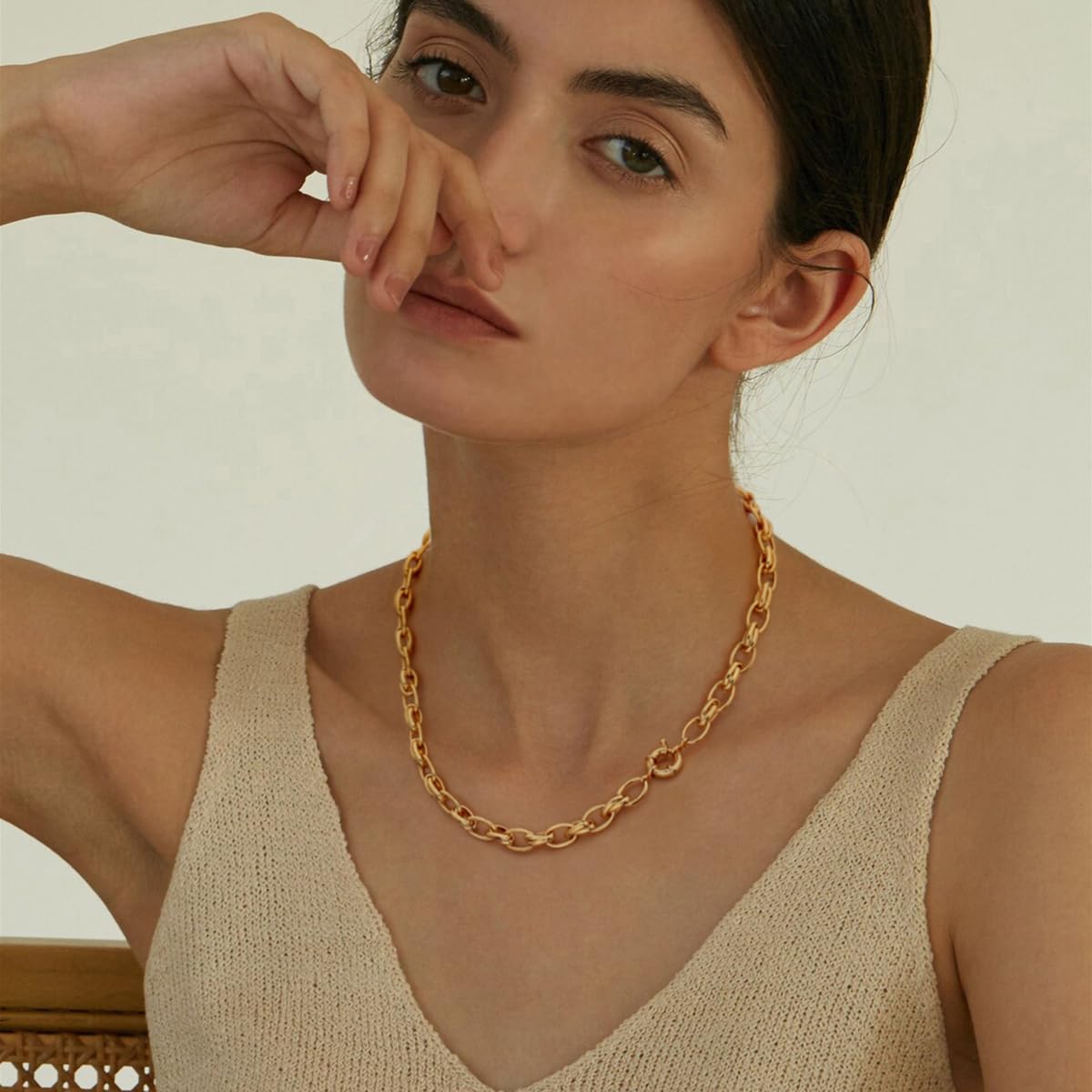 Aobei Pearl 18K Gold Paperclip Chain Choker Satellite Chain Biwa Pearl Pendant Necklace Dainty Jewelry for Women