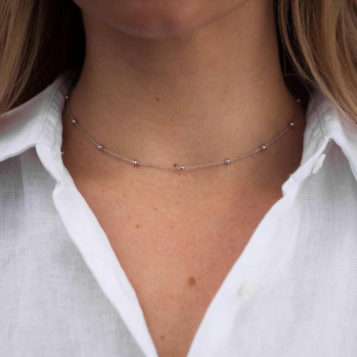IEFWELL Dainty Initial Necklaces for Women Girls - 14K Gold White Gold Plated Letter A-Z Necklace Simple Choker Chain Necklaces, Layered Gold Jewelry for Women Teen Girls Gifts