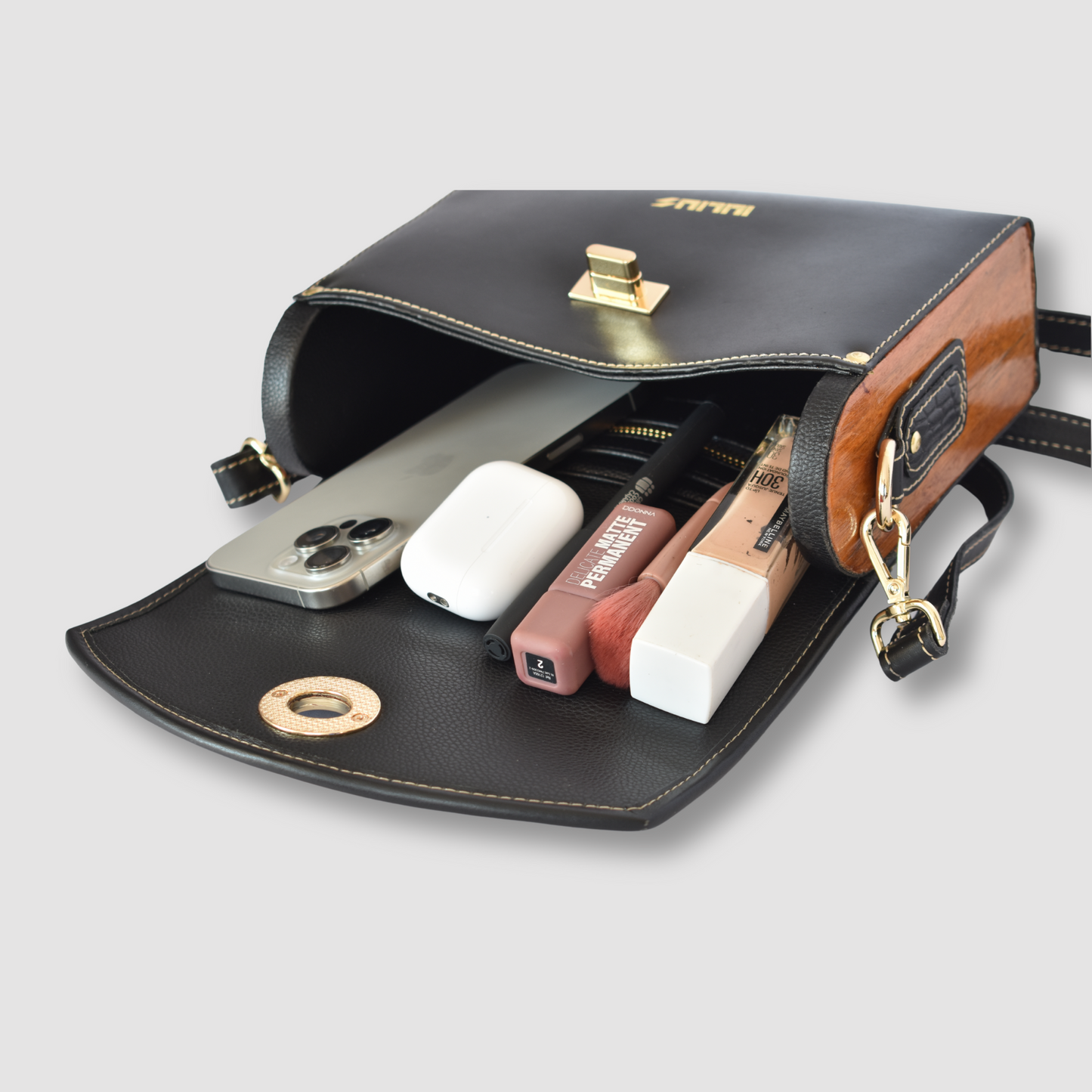 Bolso de Cuero con Solapa patron Cocodrilo y Laterales de Madera – IULIUS-4