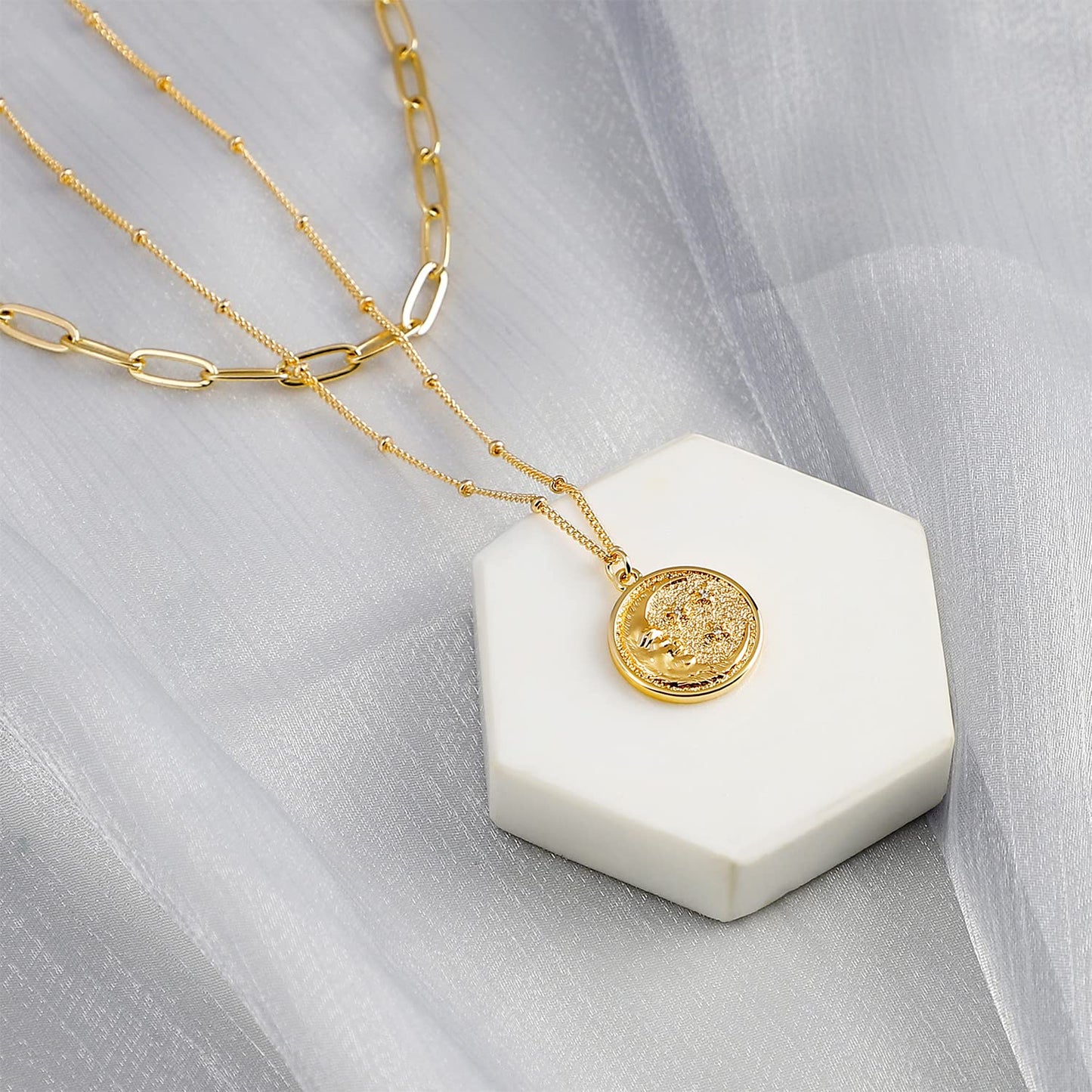 MEVECCO Layered Heart Necklace Pendant Handmade 18k Gold Plated Dainty Gold Choker Arrow Bar Layering Long Necklace for Women