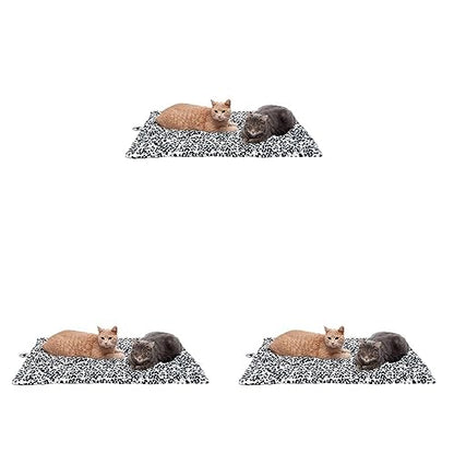 Furhaven ThermaNAP Self-Warming Cat Bed for Indoor Cats & Small Dogs, Washable & Reflects Body Heat - Quilted Faux Fur Reflective Bed Mat - Gray, Small