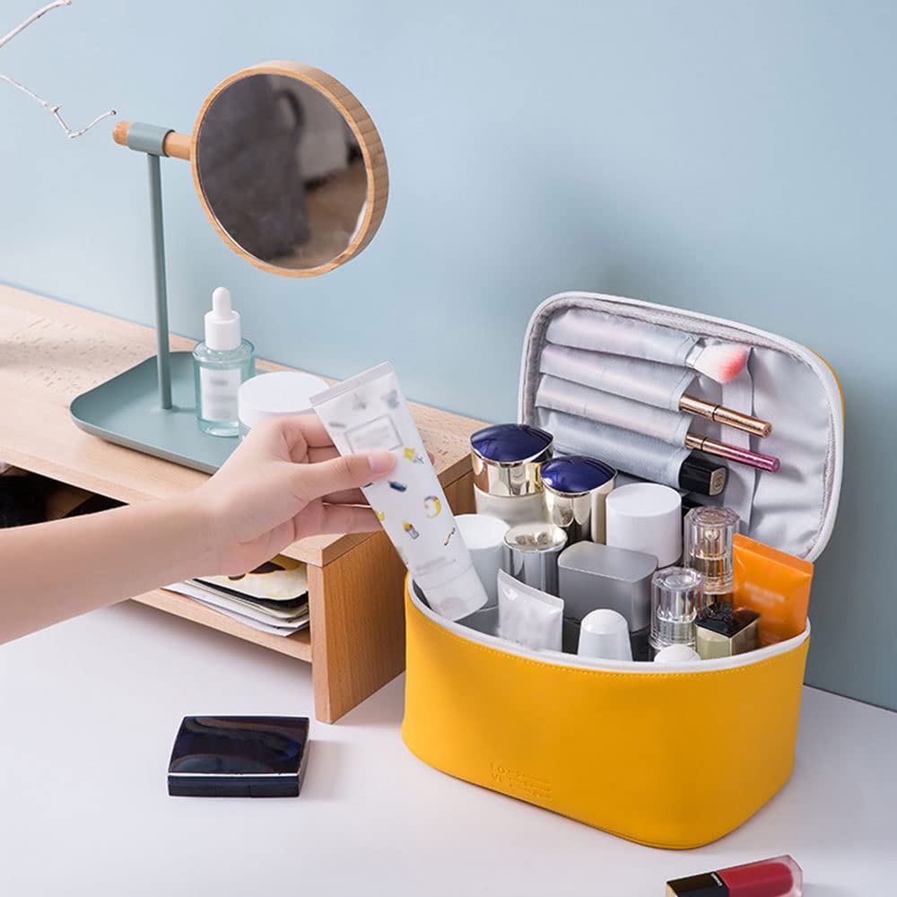 Meiyuuo Cute Makeup Bag Small Cosmetic Bags for Women Girls Gift for Teens Medium Pouch for Purse Essentials Toiletry Zip Pouch PU Waterproof Organizer Case (Cow Print)