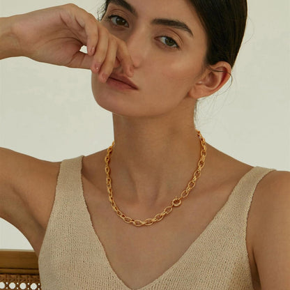 Aobei Pearl 18K Gold Paperclip Chain Choker Satellite Chain Biwa Pearl Pendant Necklace Dainty Jewelry for Women