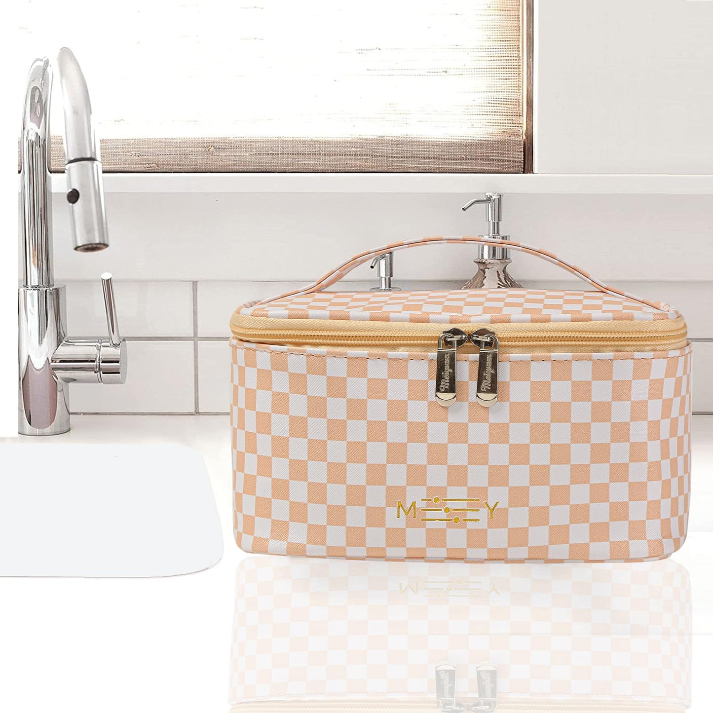 Meiyuuo Cute Makeup Bag Small Cosmetic Bags for Women Girls Gift for Teens Medium Pouch for Purse Essentials Toiletry Zip Pouch PU Waterproof Organizer Case (Cow Print)