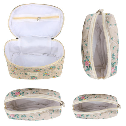 Cute Makeup Bag for Women(2 Pcs), Travel Cosmetic Bags, Quilted Coquette Aesthetic Floral Toiletry Organizer Bag (NavyBlue Flower)