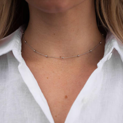 IEFWELL Dainty Initial Necklaces for Women Girls - 14K Gold White Gold Plated Letter A-Z Necklace Simple Choker Chain Necklaces, Layered Gold Jewelry for Women Teen Girls Gifts