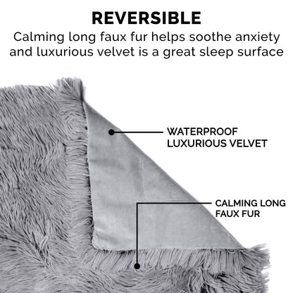 Furhaven - Manta impermeable y lavable para perros y gatos de interior, hecha en piel sintética de pelo largo sintético y terciopelo en color madera, XL, gris niebla