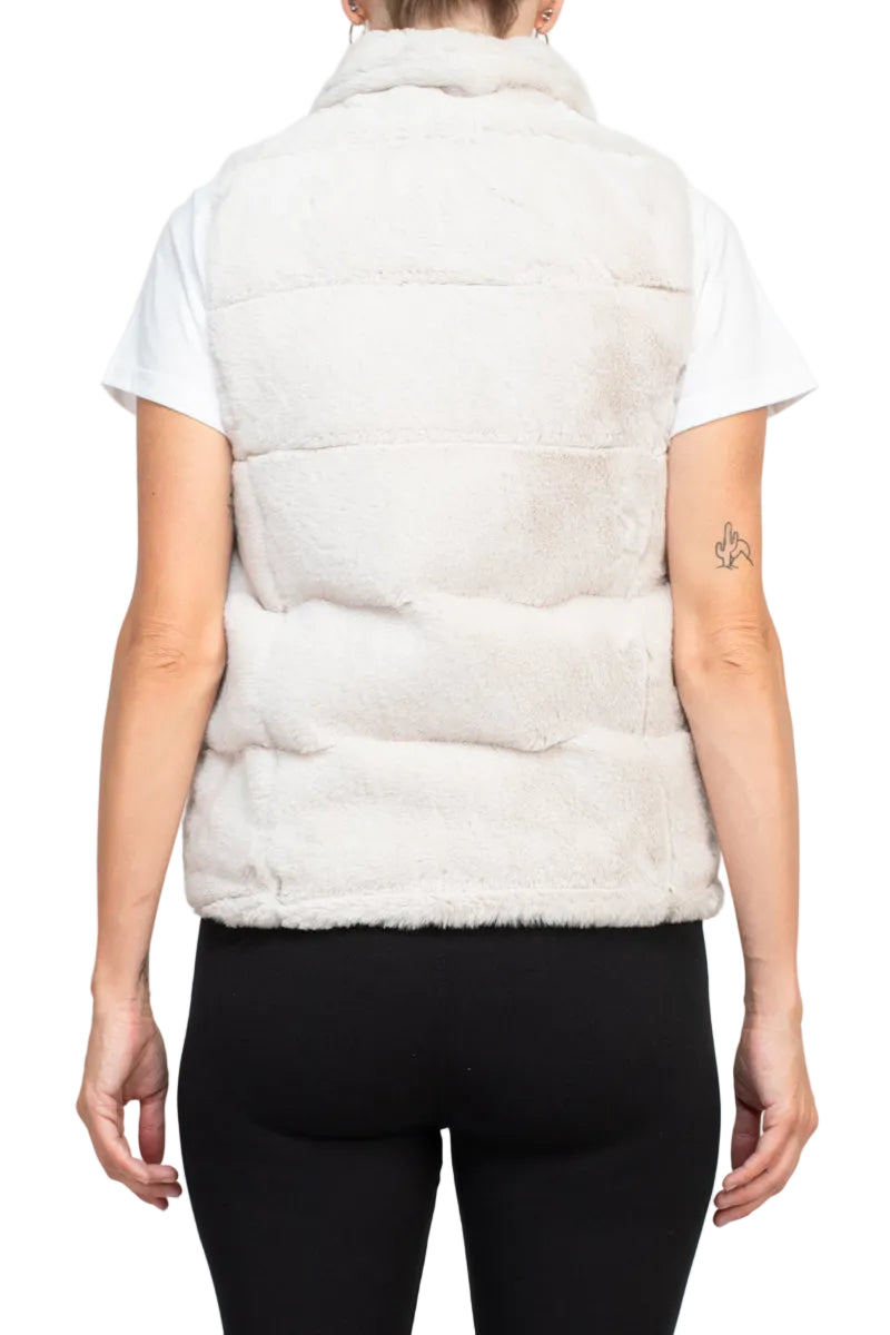 Carmen Marc Valvo High Neckline Sleeveless Zipper Closure Side Pocket Plush Faux Fur Quilted Puffer Vest Jacket-2