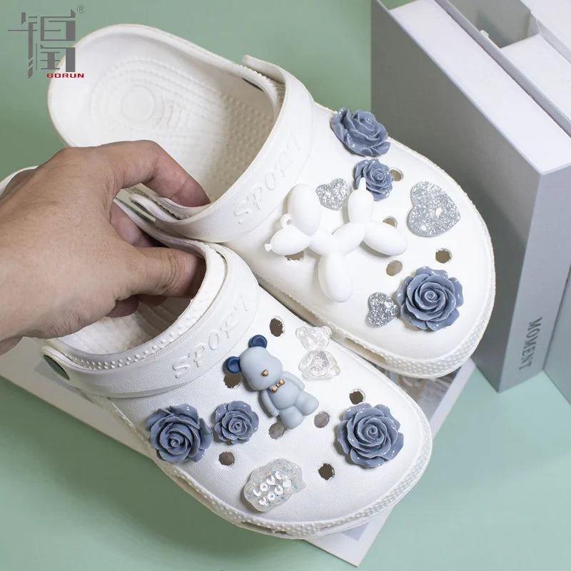 Cute Luxury Shoes Accesories Rhinestone Bling Hole Shoes Charms Metal Chain Shoe Decorations Diy Buckle Pearl Shoes Flower New