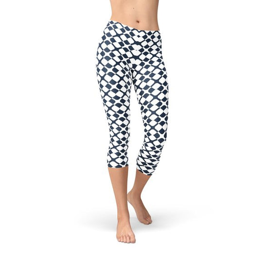 Women Geometric Blue Tile Capri Leggings