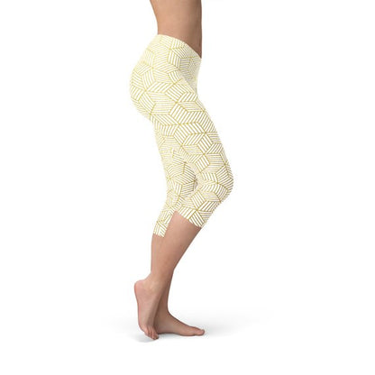 Women White Capri Leggings w/ Geometric Cubes