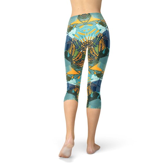 Women Hexagon Floral Capri Leggings