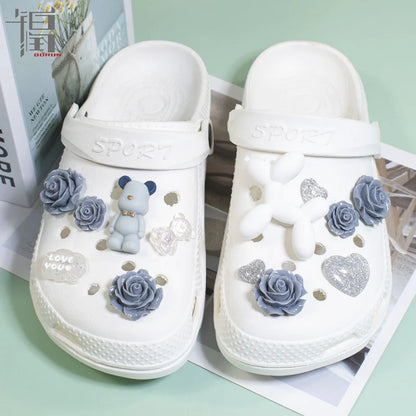 Cute Luxury Shoes Accesories Rhinestone Bling Hole Shoes Charms Metal Chain Shoe Decorations Diy Buckle Pearl Shoes Flower New